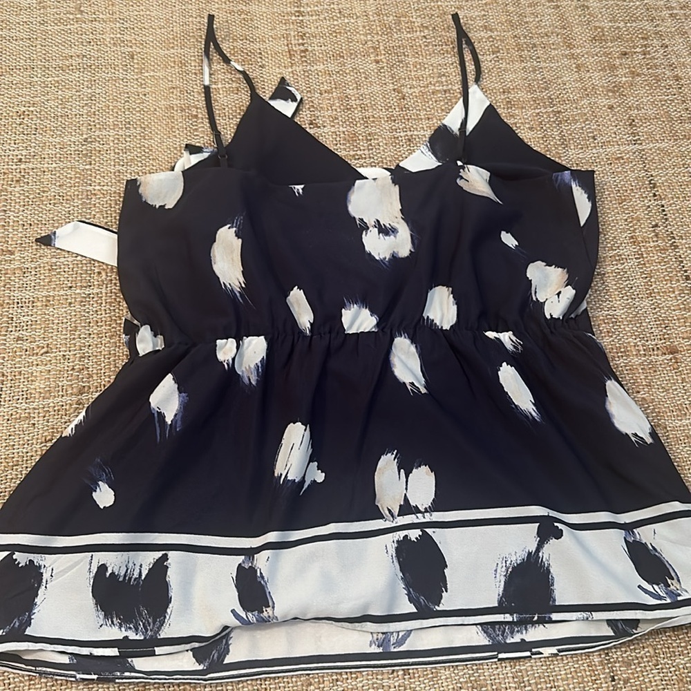 Banana Republic Side-Tie Wrap Tank Catherine Animal Print Navy Blue & White M - Picture 5 of 5